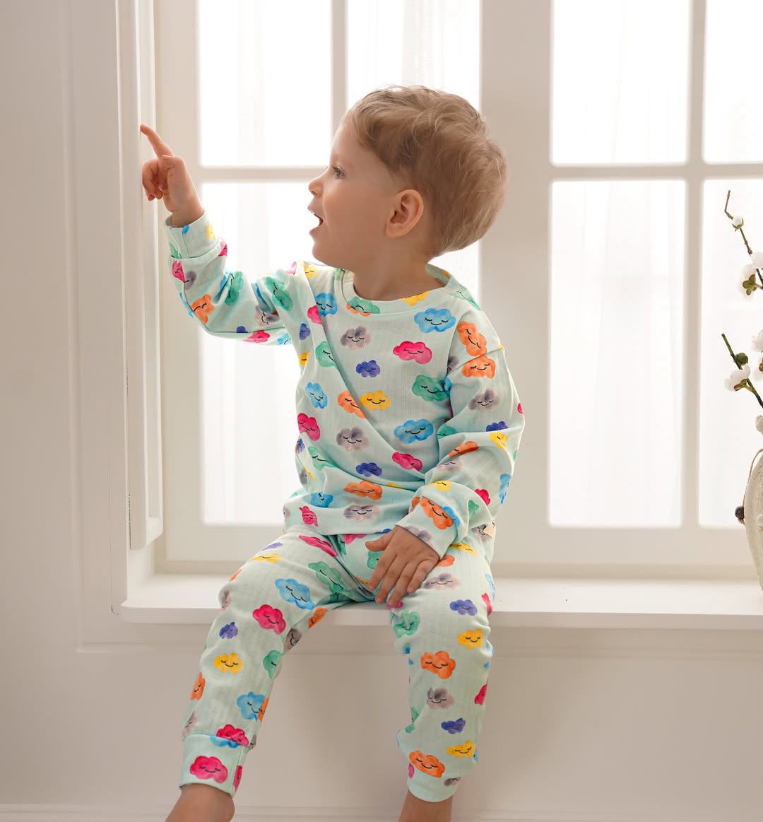 ست راحتی تیشرت و شلوار دخترانه پسرانه طرح ابری ریلی نخ پنبه درجه ۱